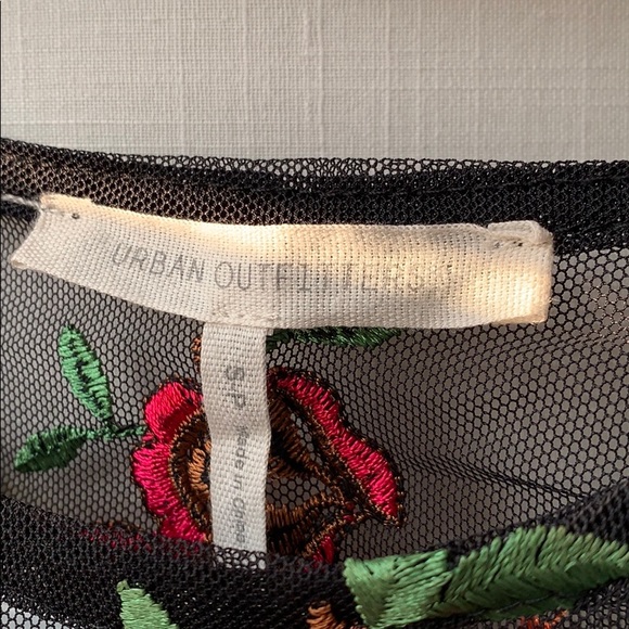 Mesh Urban Outfitters top - Picture 4 of 4